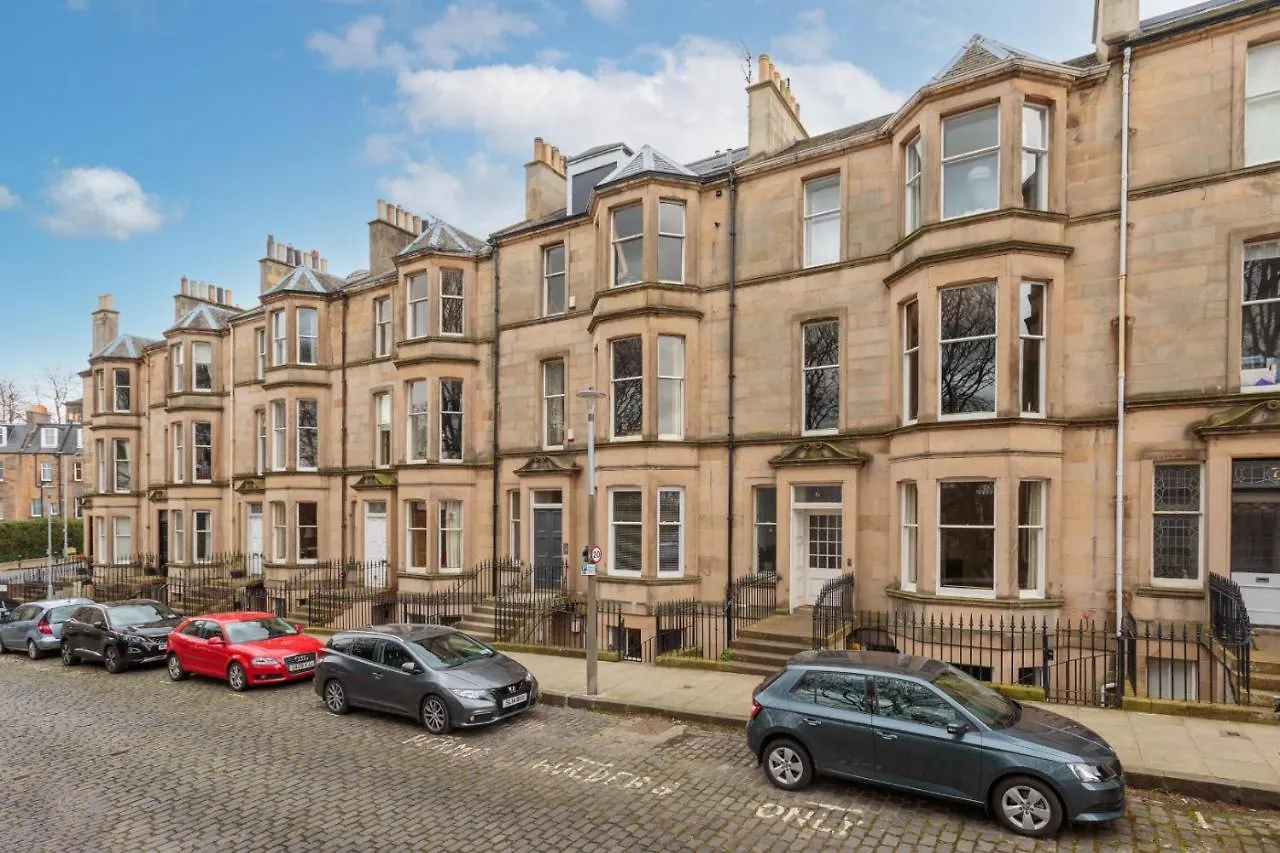 South Learmonth Gardens Apartment Edinburgh 0*,